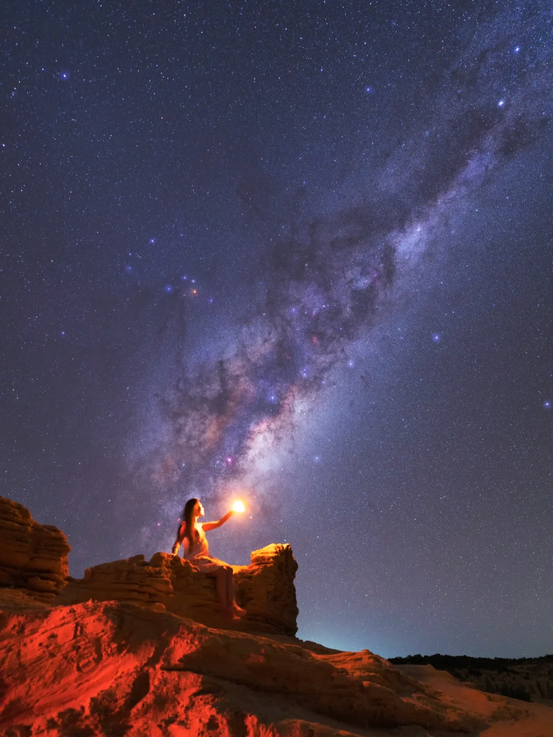 爱游戏体育-城市夜空滑翔，飞越星空的极速体验的简单介绍