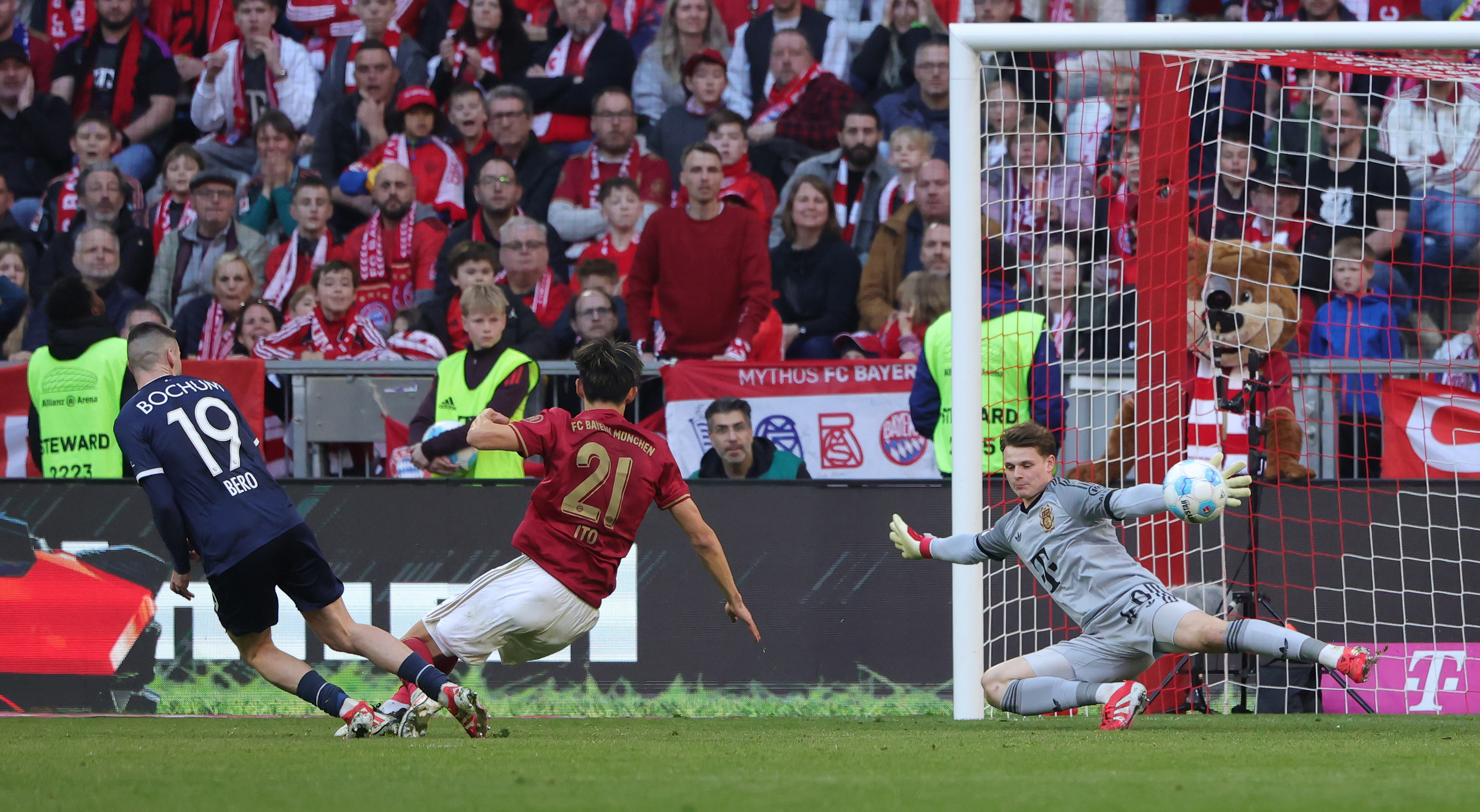 爱游戏电竞官网-德甲比赛紧凑，精彩瞬间迭出，战术变化频繁的简单介绍