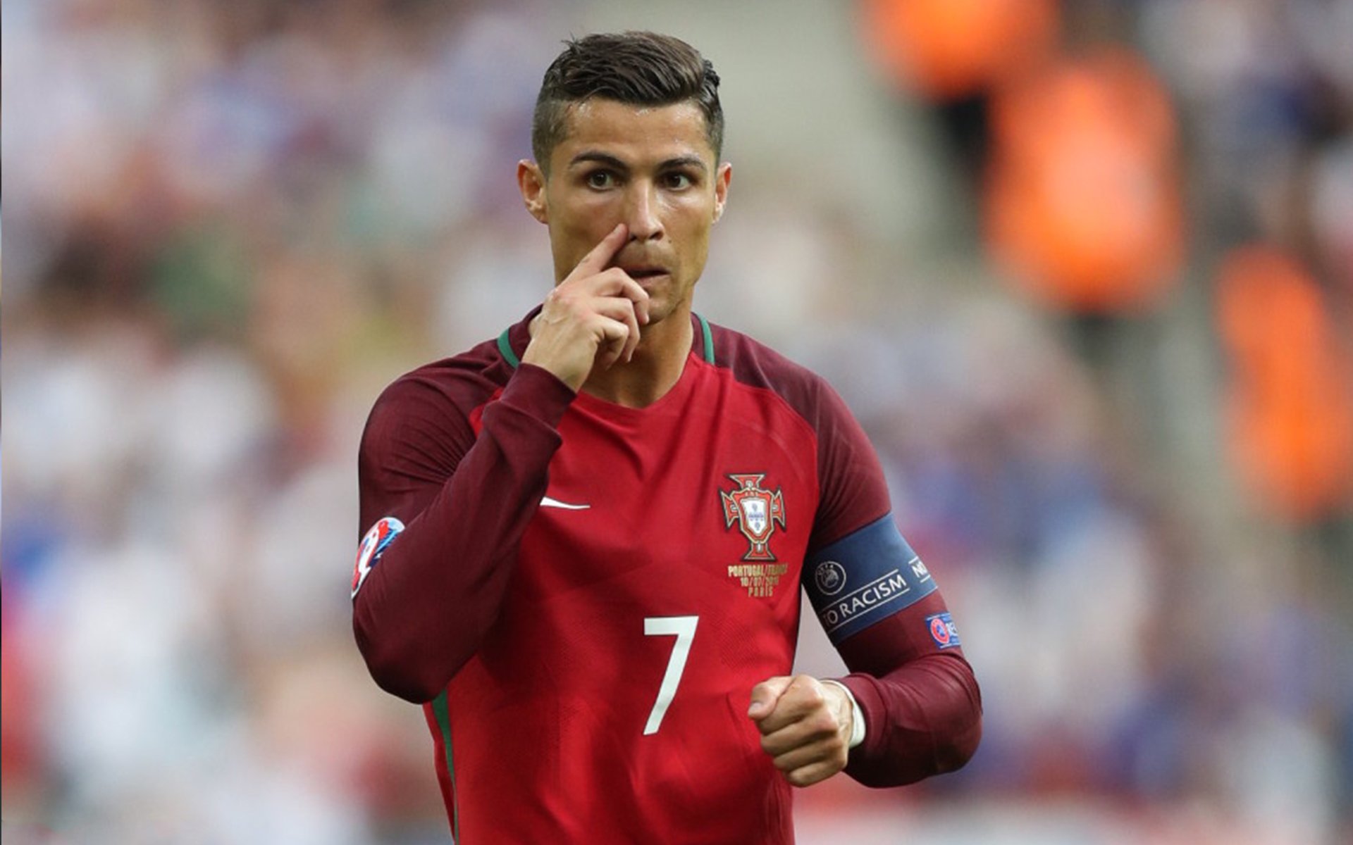 爱游戏-逆境战士：那些在欧冠中奋勇拼搏的英雄，逆境战士_那些在欧冠中奋勇拼搏的英雄们