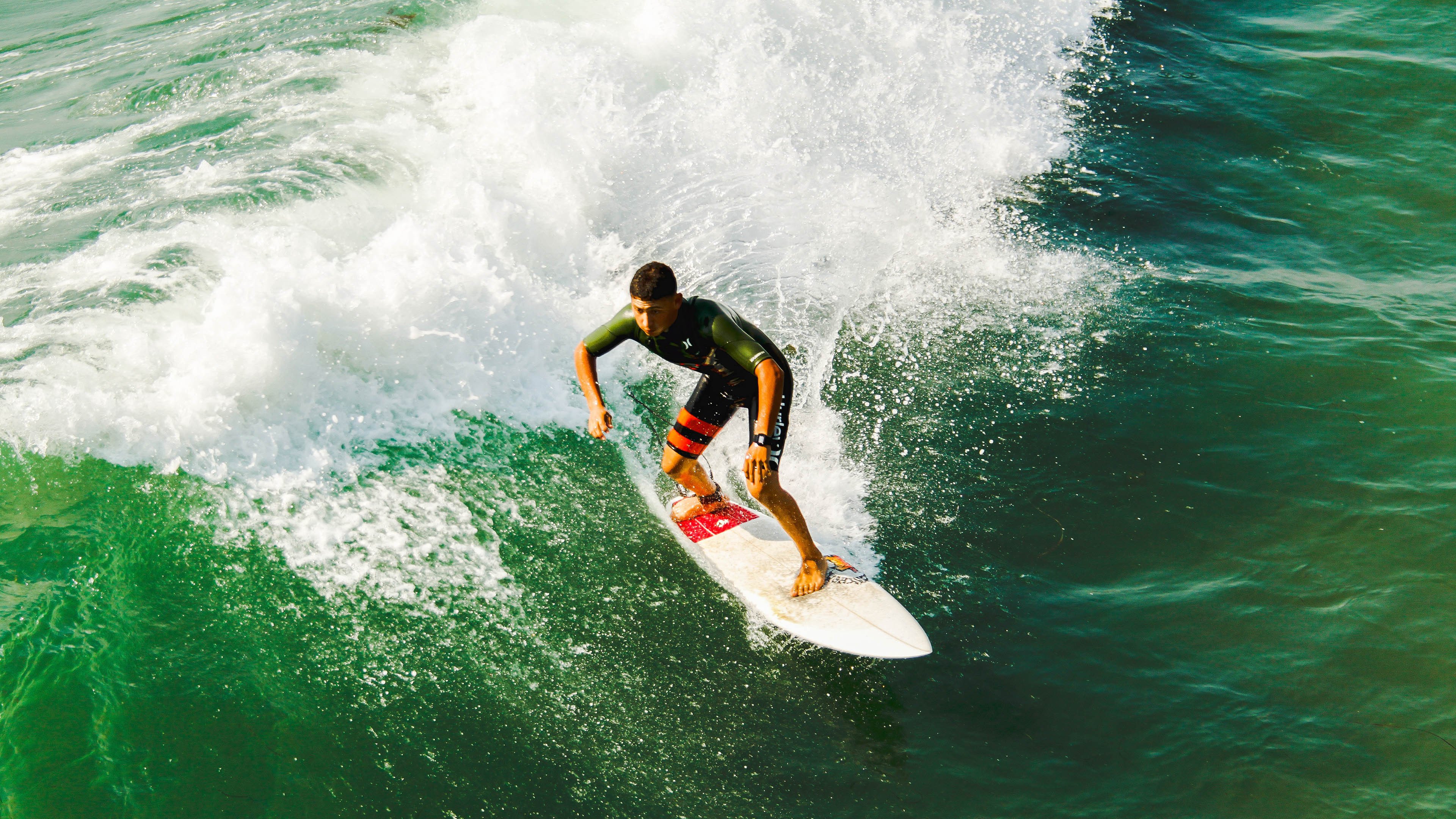 比赛中中场控制权是否高于控球率本身,足球控制型中场的精髓